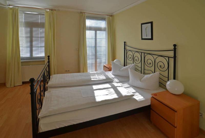 Gaestehaus Villa Seraphinum Дрезден Екстериор снимка