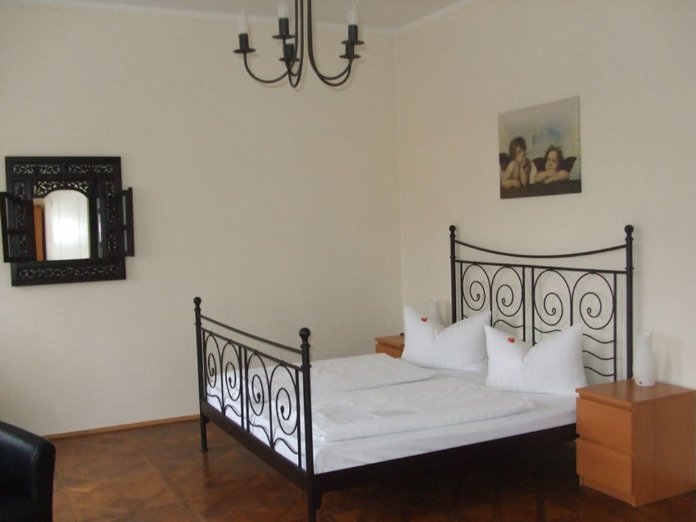 Gaestehaus Villa Seraphinum Дрезден Екстериор снимка